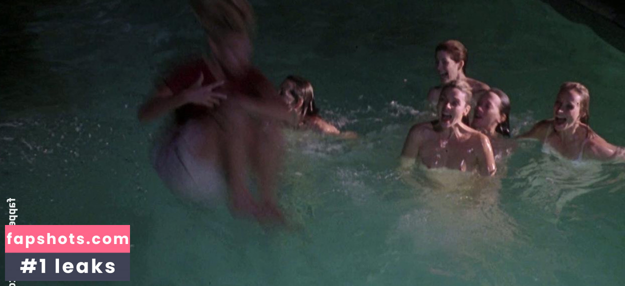 Kim Cattrall gallery photo #142