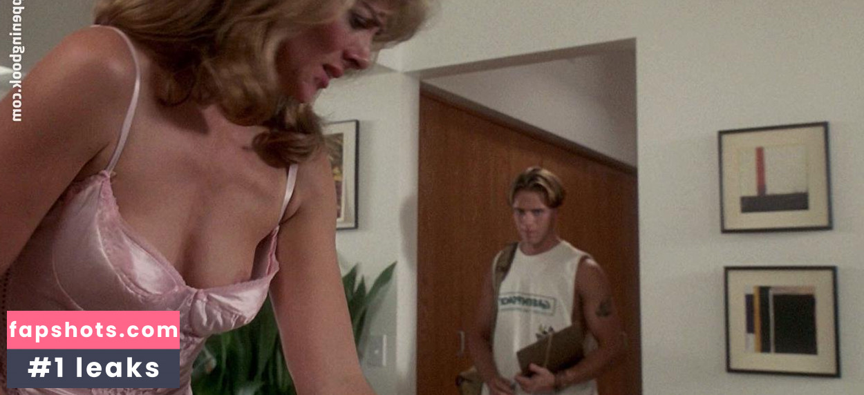 Kim Cattrall gallery photo #144