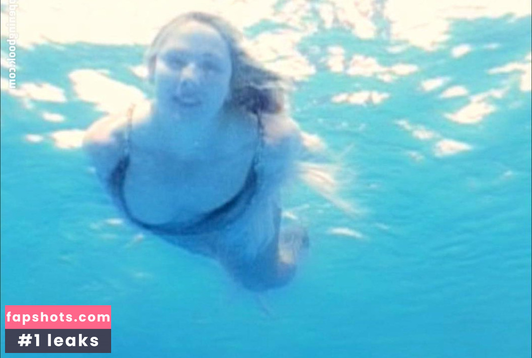 Kim Cattrall gallery photo #148