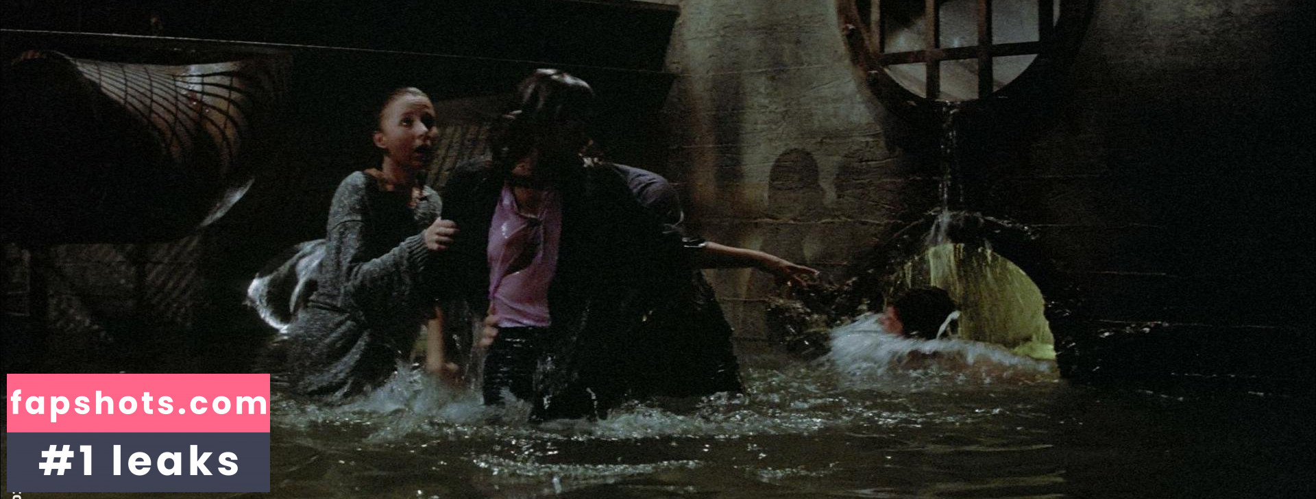 Kim Cattrall gallery photo #159