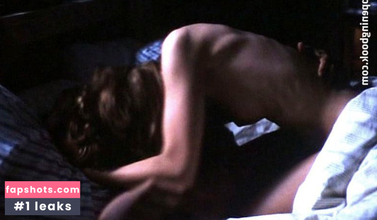 Kim Cattrall gallery photo #161