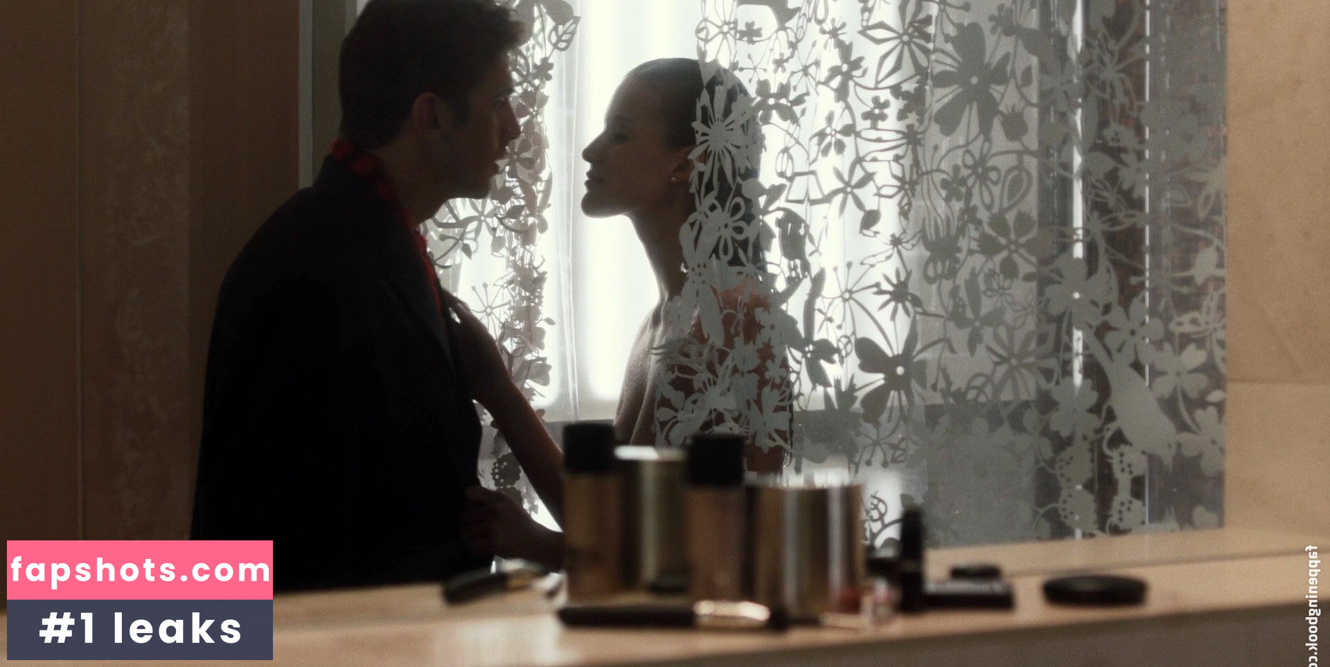 Kim Cloutier gallery photo #12