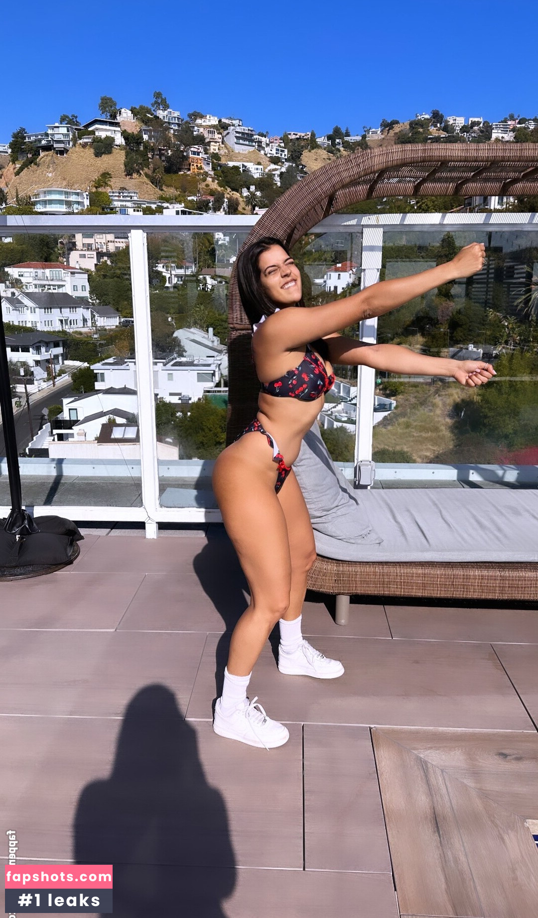 Kim Congdon Patreon gallery photo #2