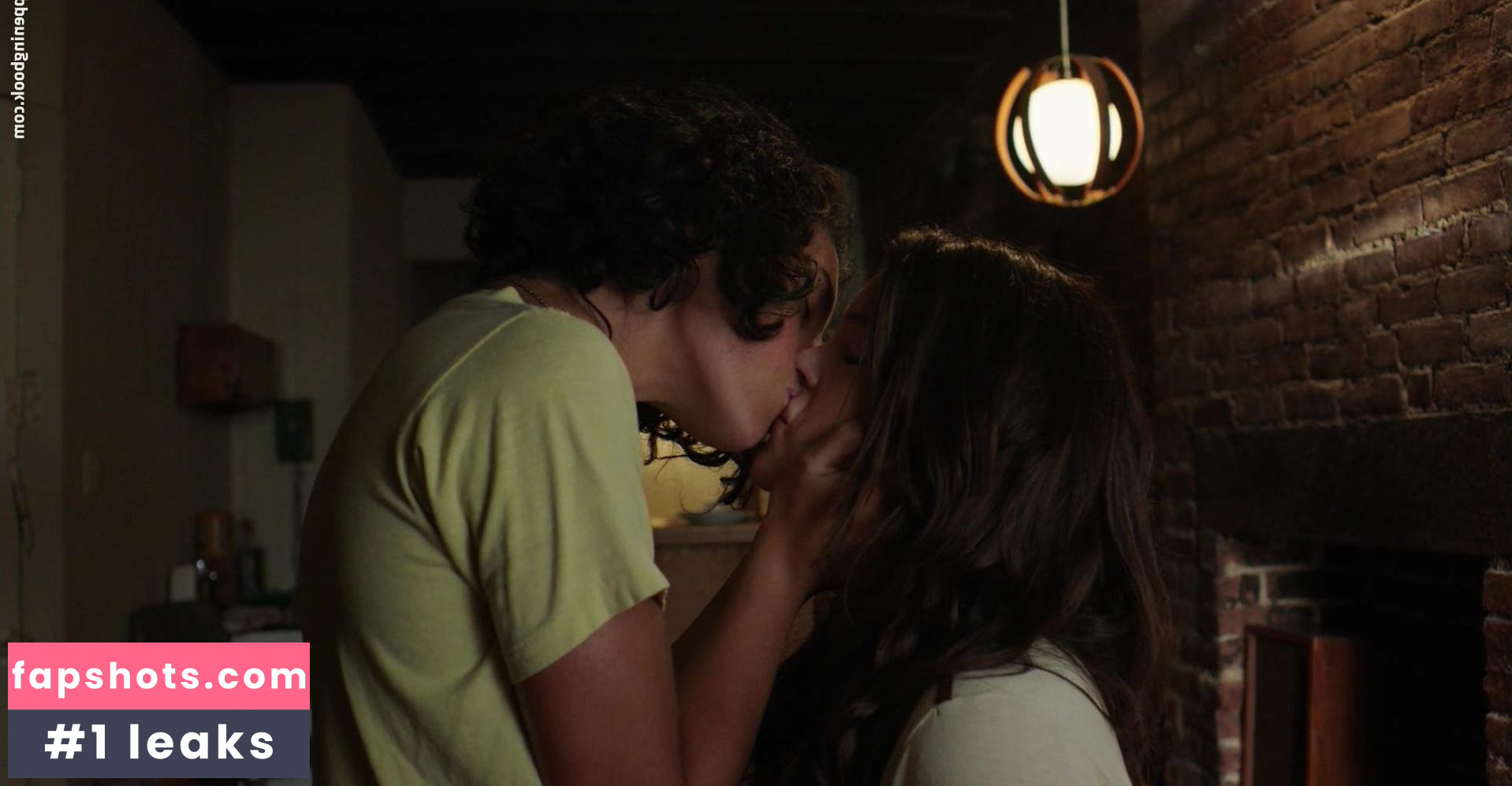 Kim Director gallery photo #9