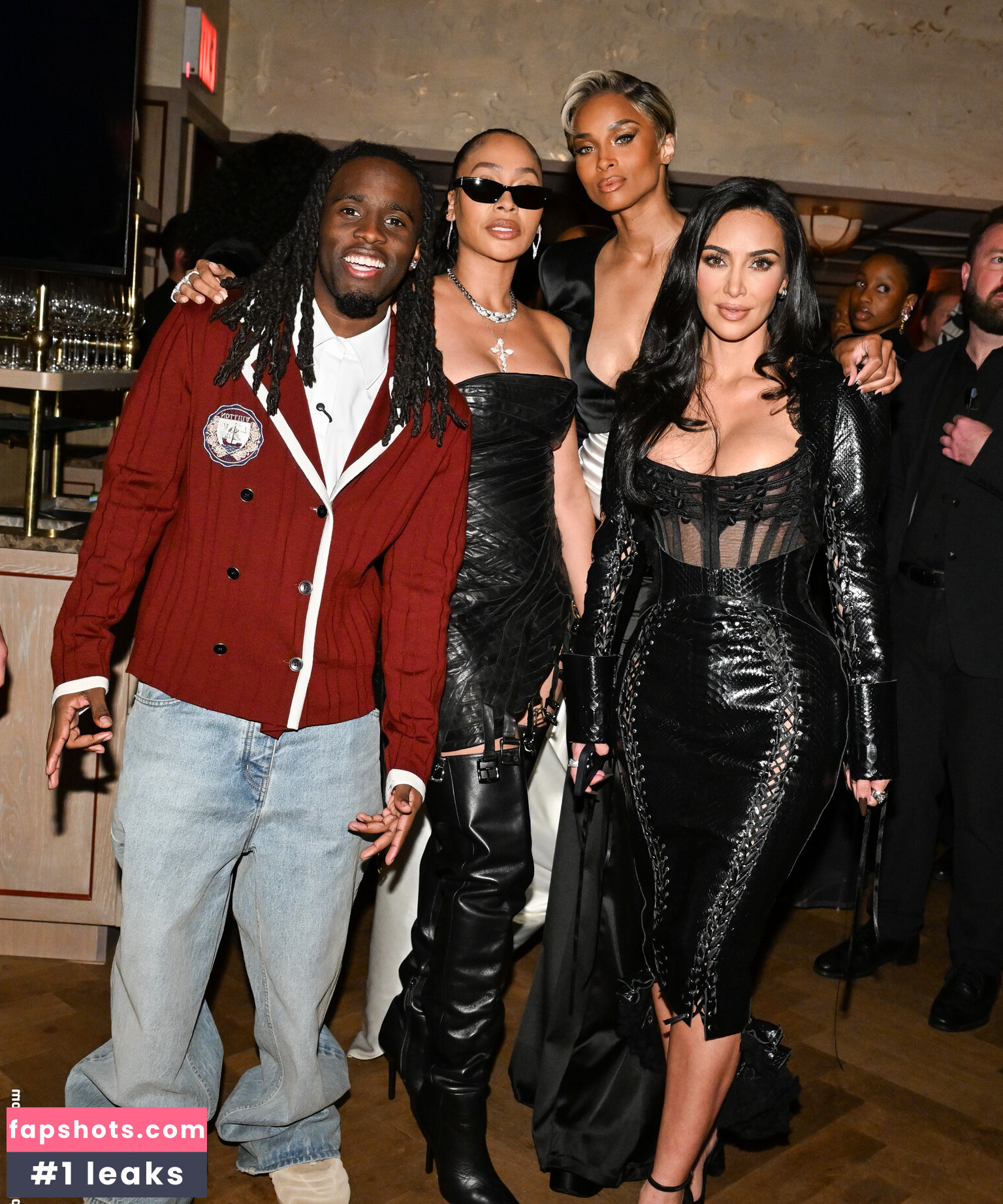 Kim Kardashian Filtración Desnuda OnlyFans Foto #120 - Fapshots