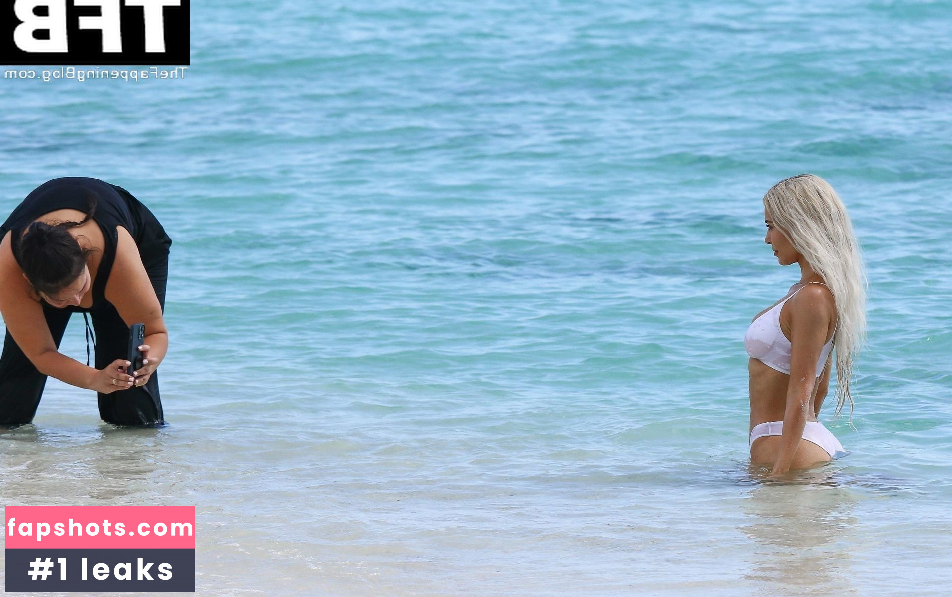 Kim Kardashian gallery photo #1268