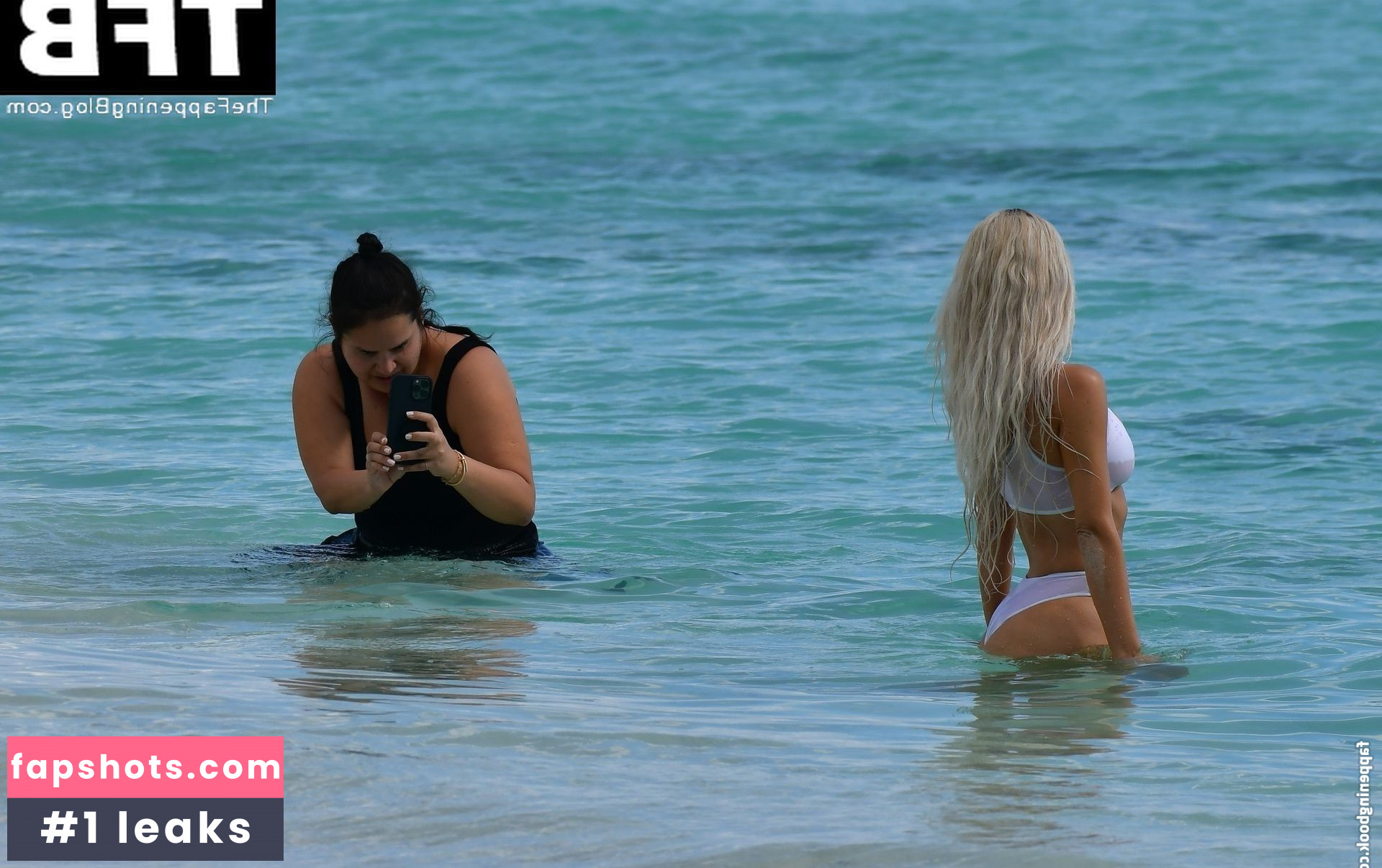 Kim Kardashian gallery photo #1276