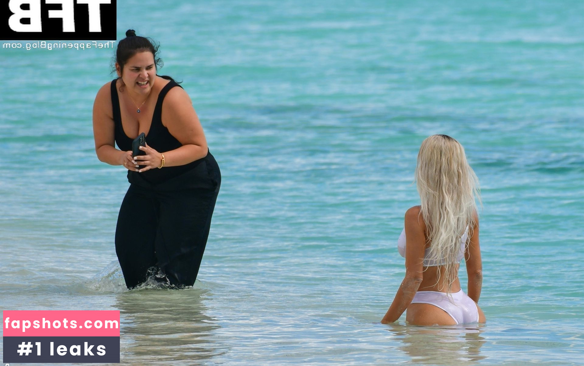 Kim Kardashian gallery photo #1277