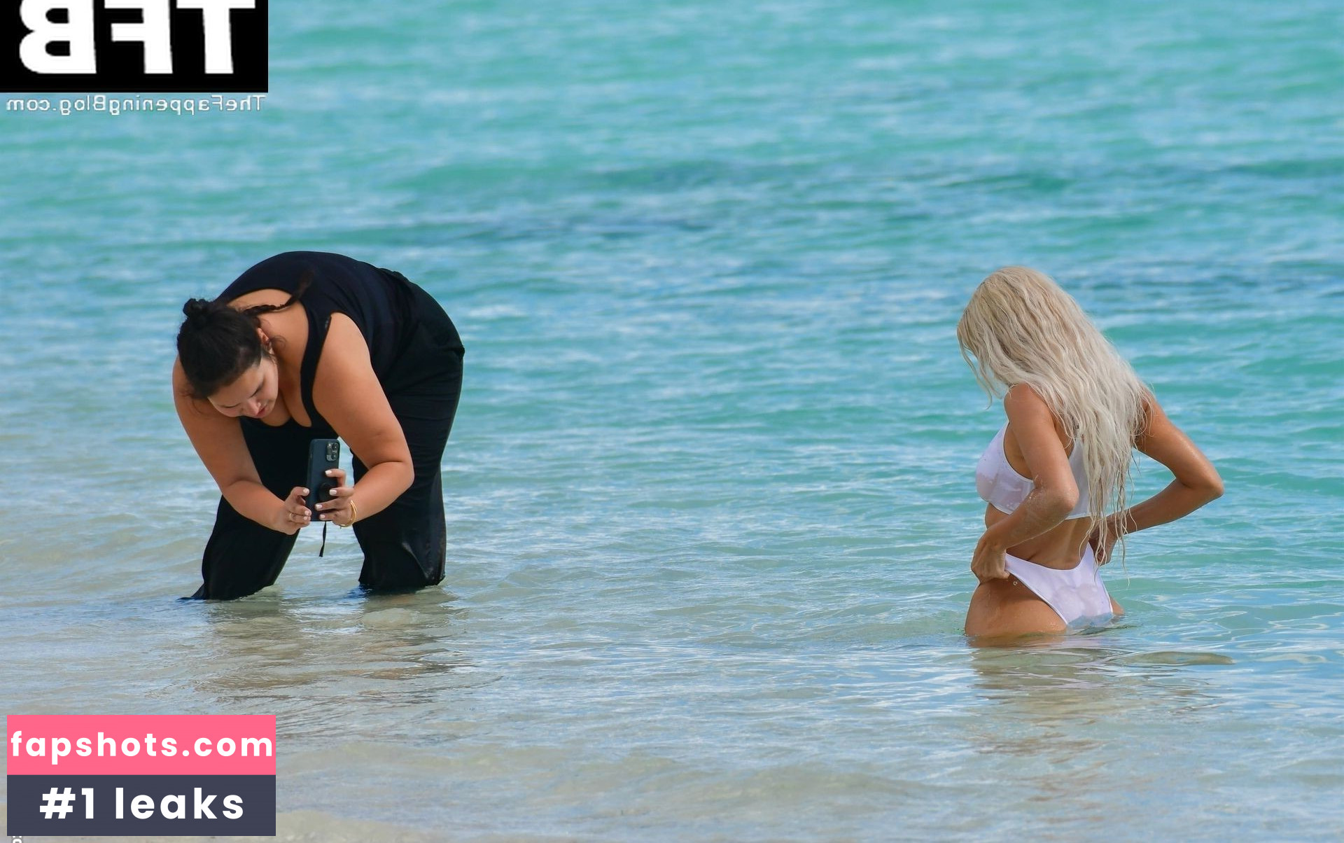 Kim Kardashian gallery photo #1279