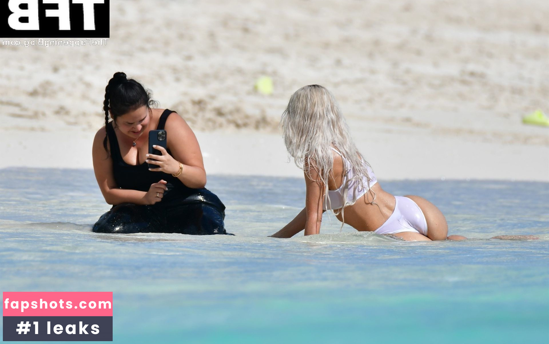 Kim Kardashian gallery photo #1285