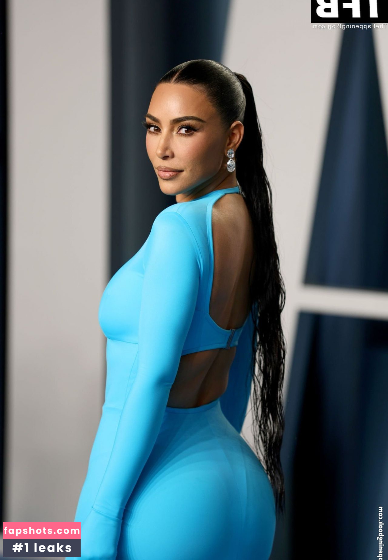 Kim Kardashian gallery photo #1377