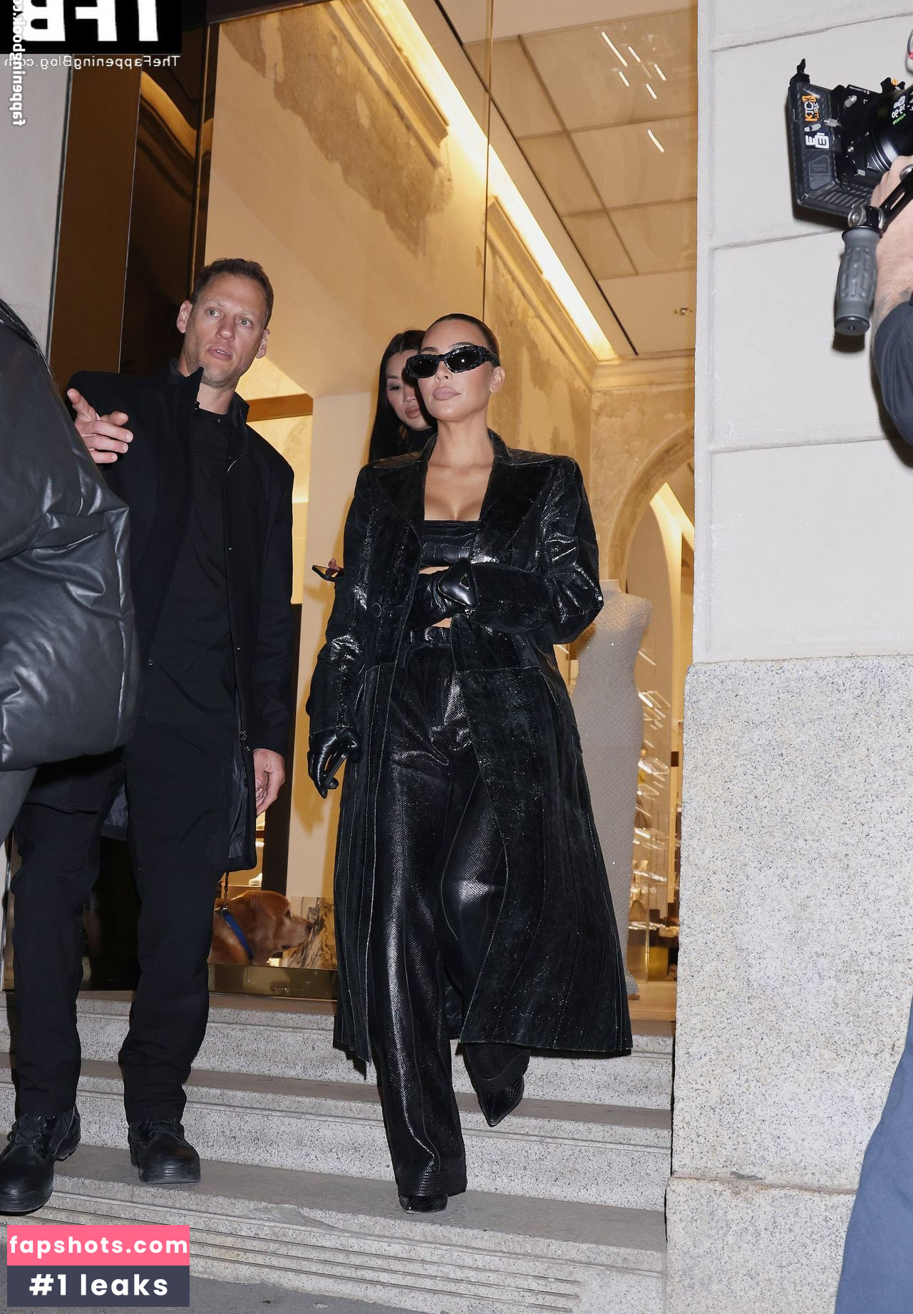 Kim Kardashian gallery photo #1401