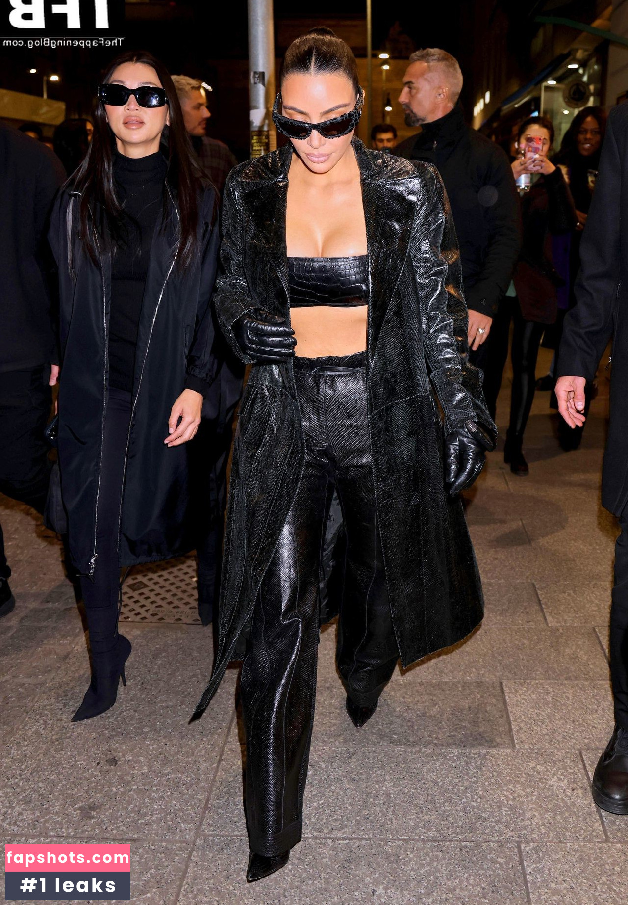 Kim Kardashian gallery photo #1416