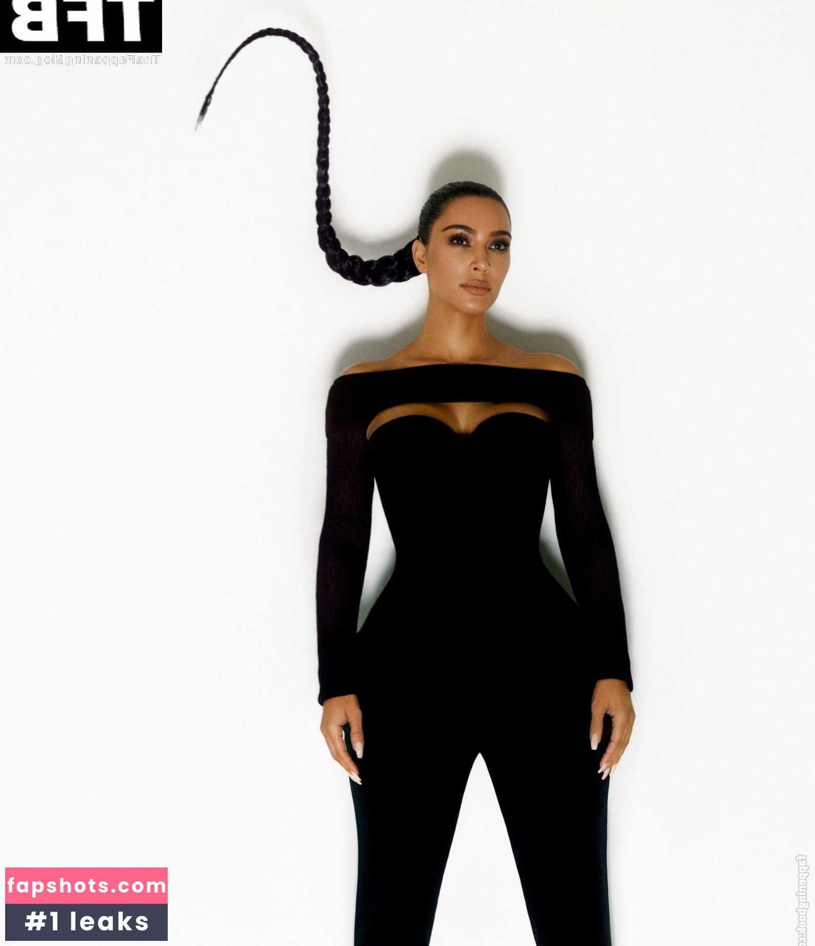 Kim Kardashian gallery photo #1433