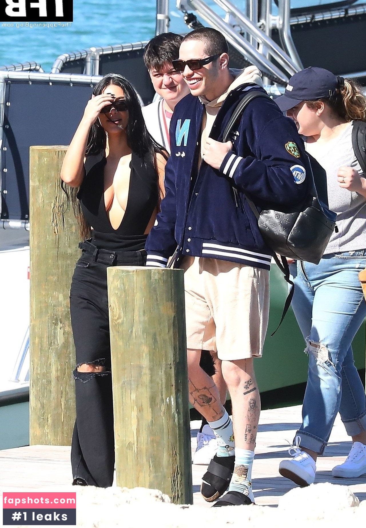 Kim Kardashian gallery photo #1452