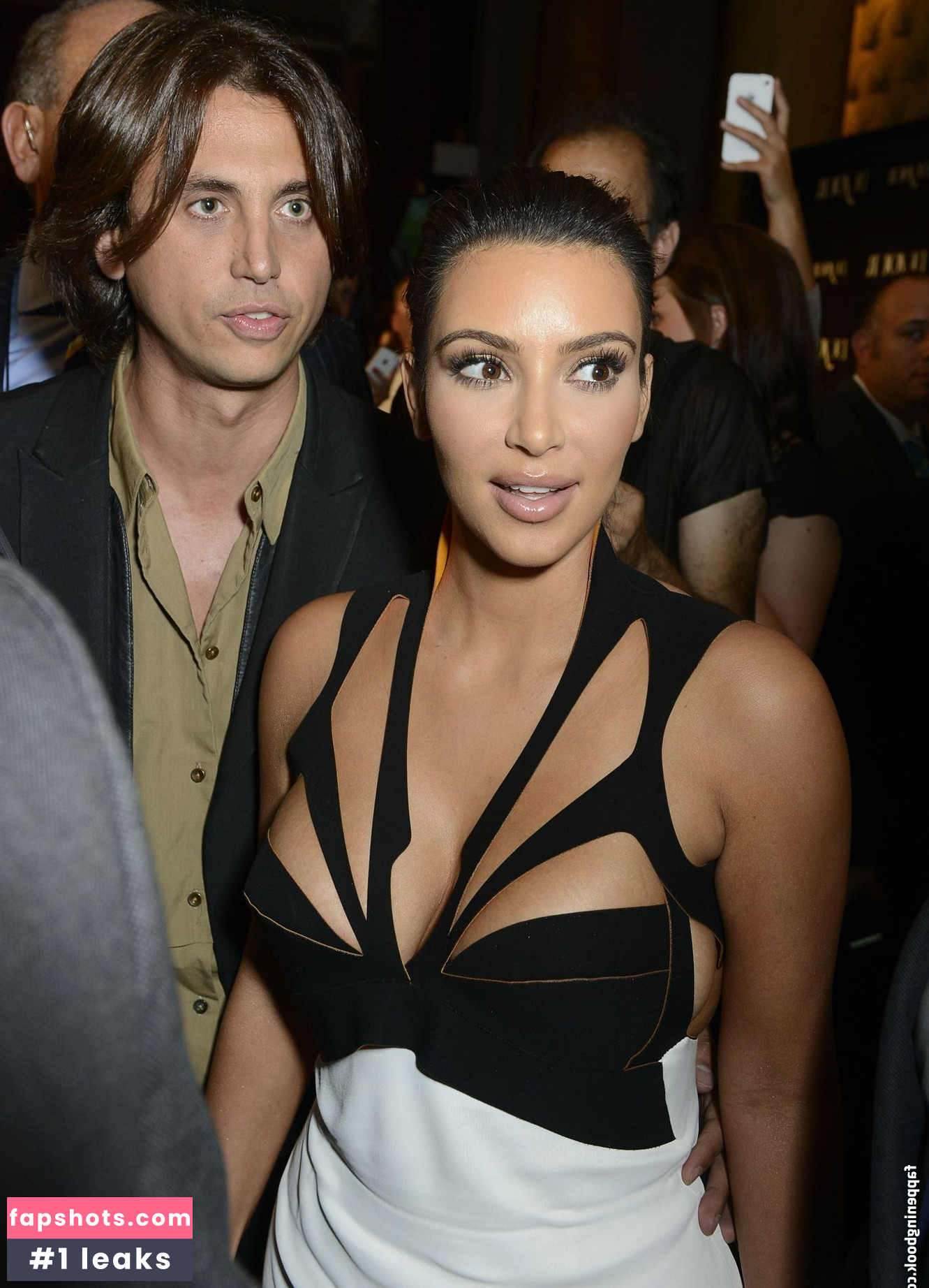 Kim Kardashian gallery photo #1532