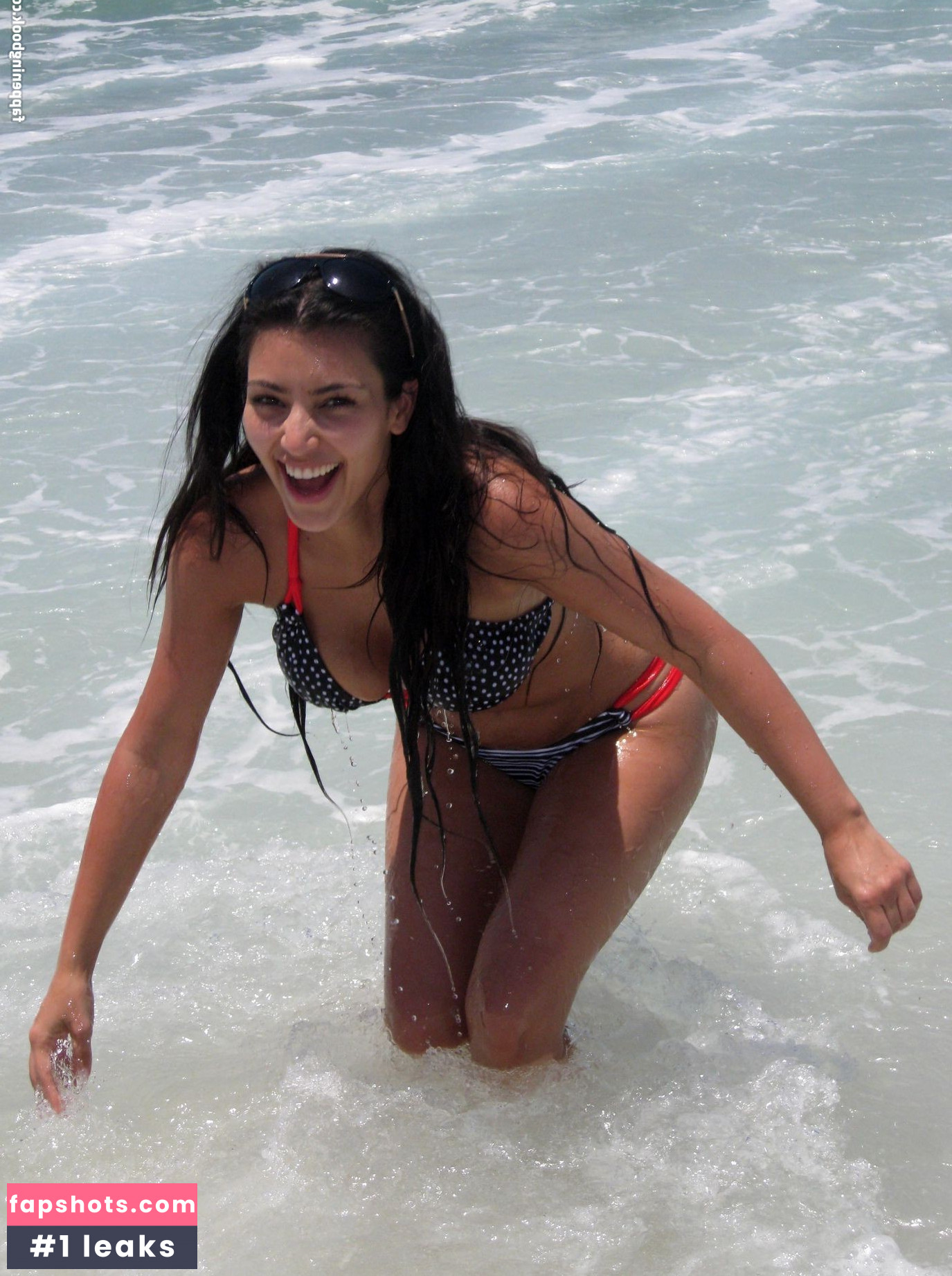 Kim Kardashian gallery photo #1547