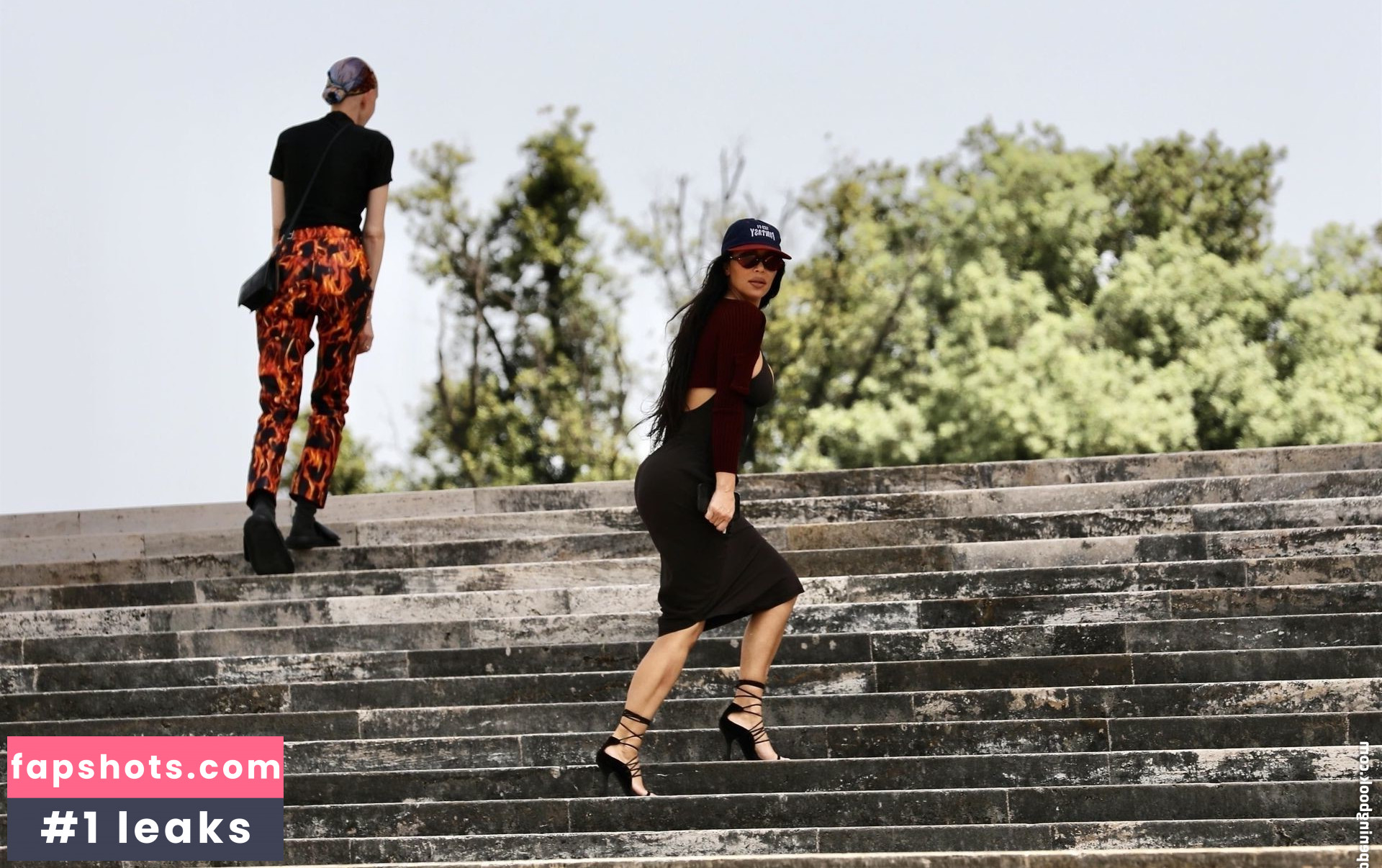 Kim Kardashian gallery photo #1582