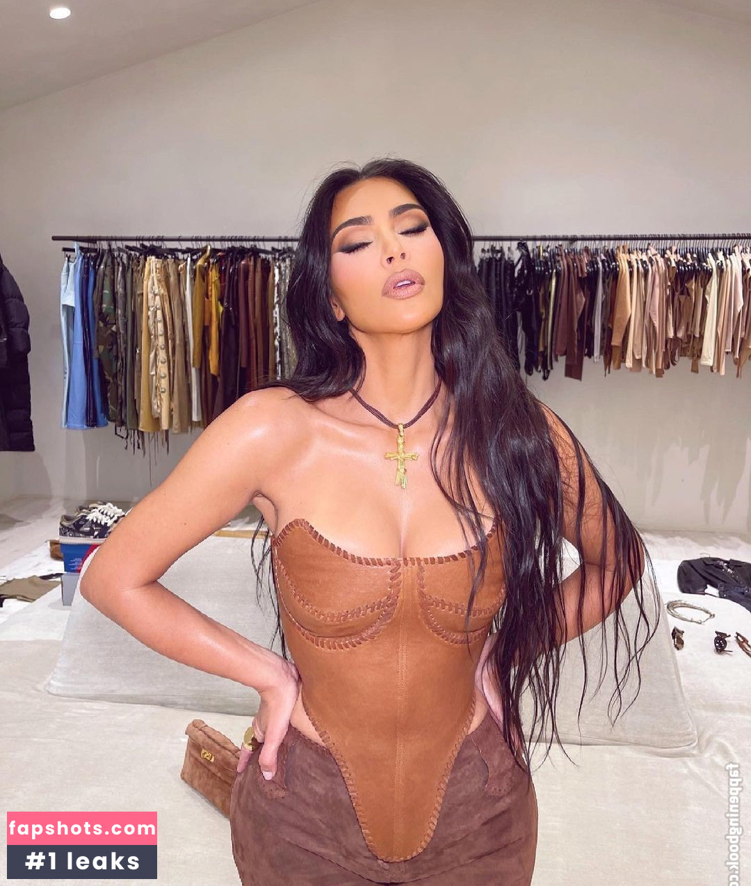 Kim Kardashian gallery photo #1633