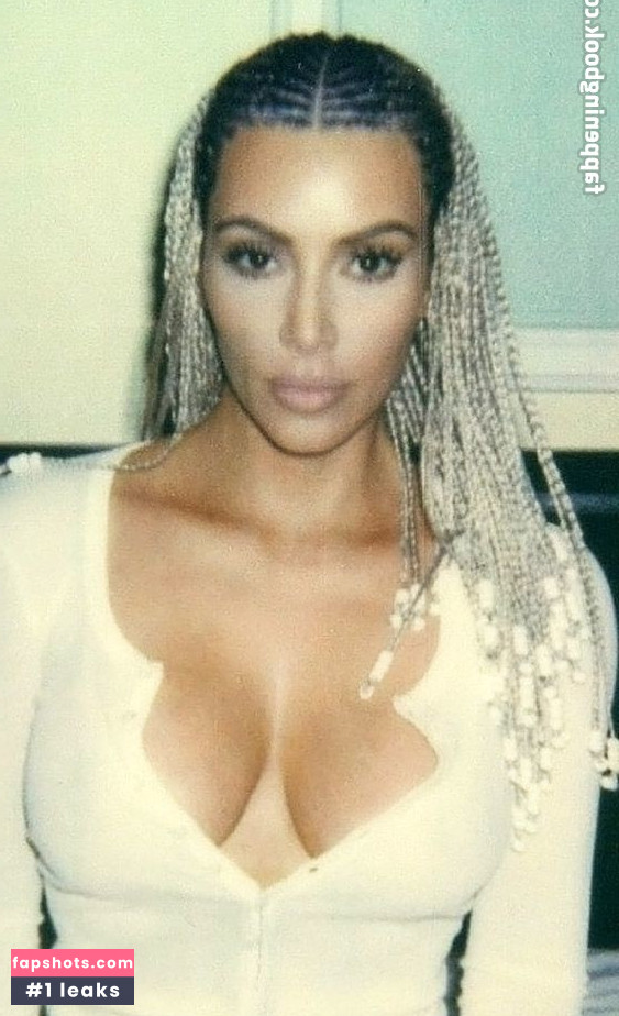 Kim Kardashian gallery photo #1666