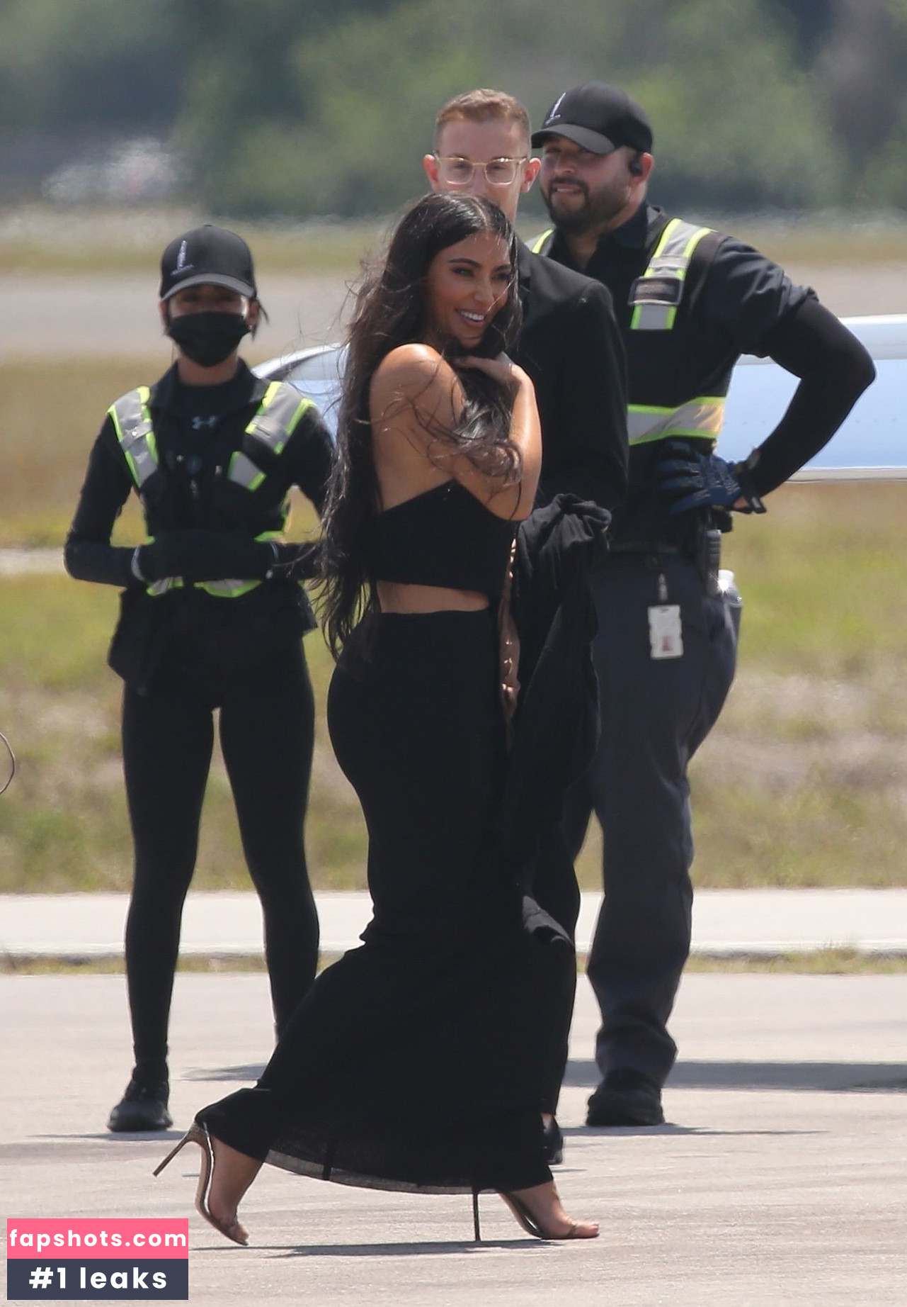 Kim Kardashian gallery photo #1692