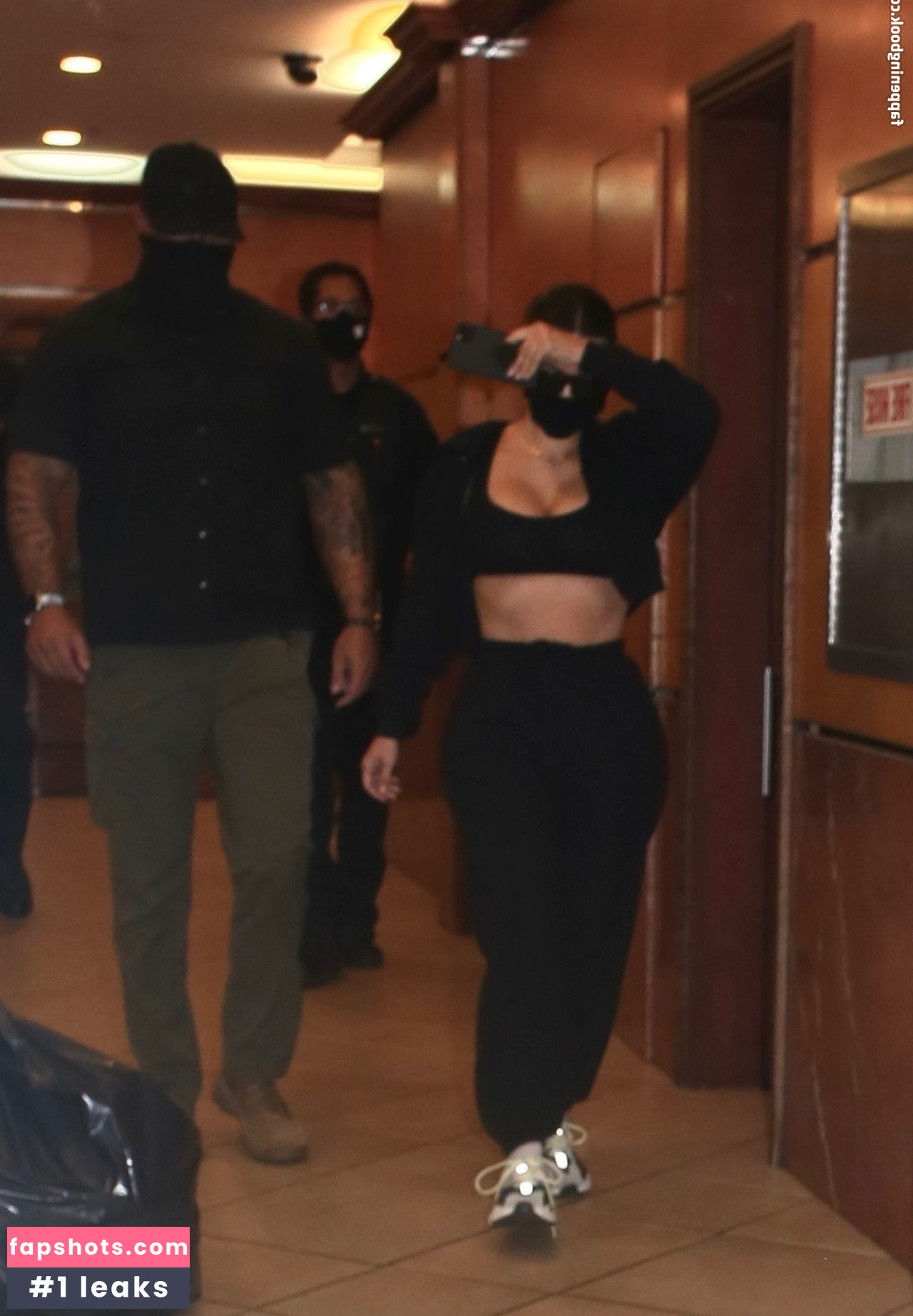 Kim Kardashian gallery photo #1785