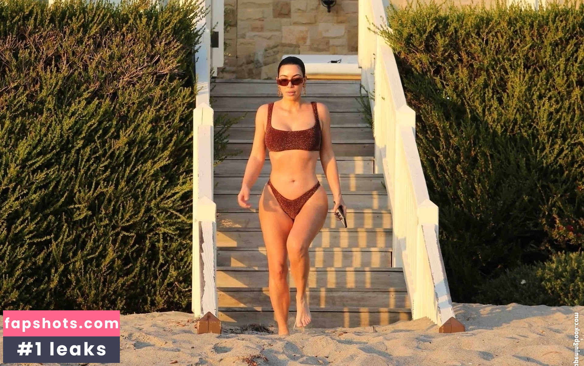 Kim Kardashian gallery photo #1816