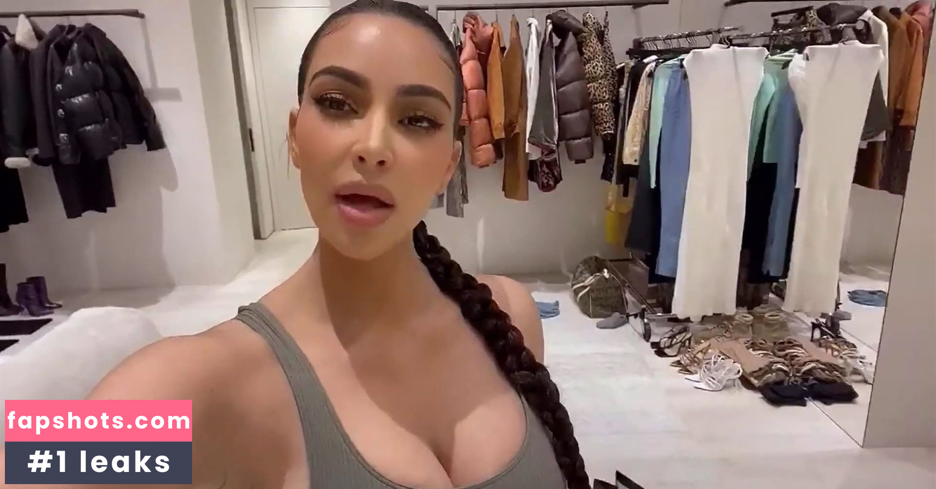 Kim Kardashian gallery photo #1822