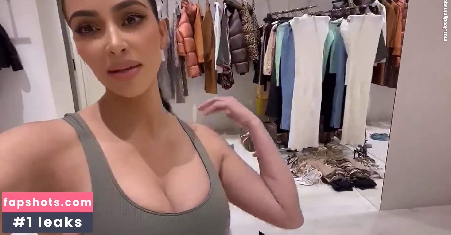 Kim Kardashian gallery photo #1827