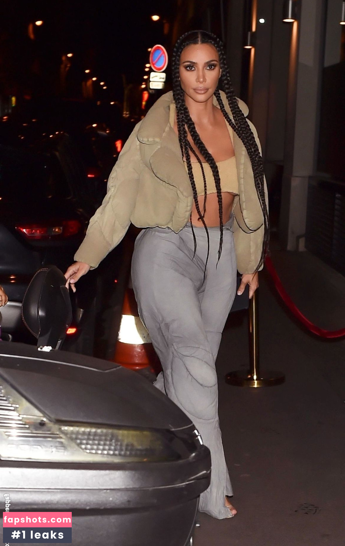 Kim Kardashian gallery photo #1833