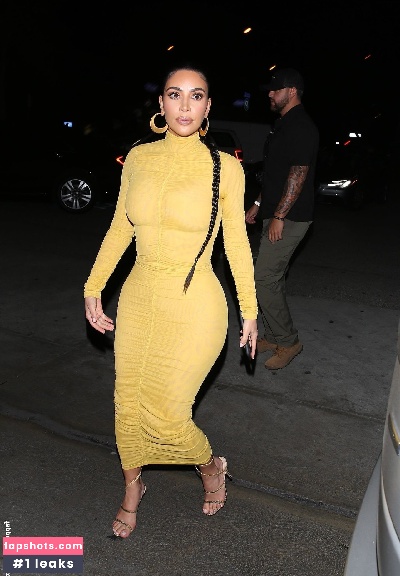 Kim Kardashian gallery photo #1835