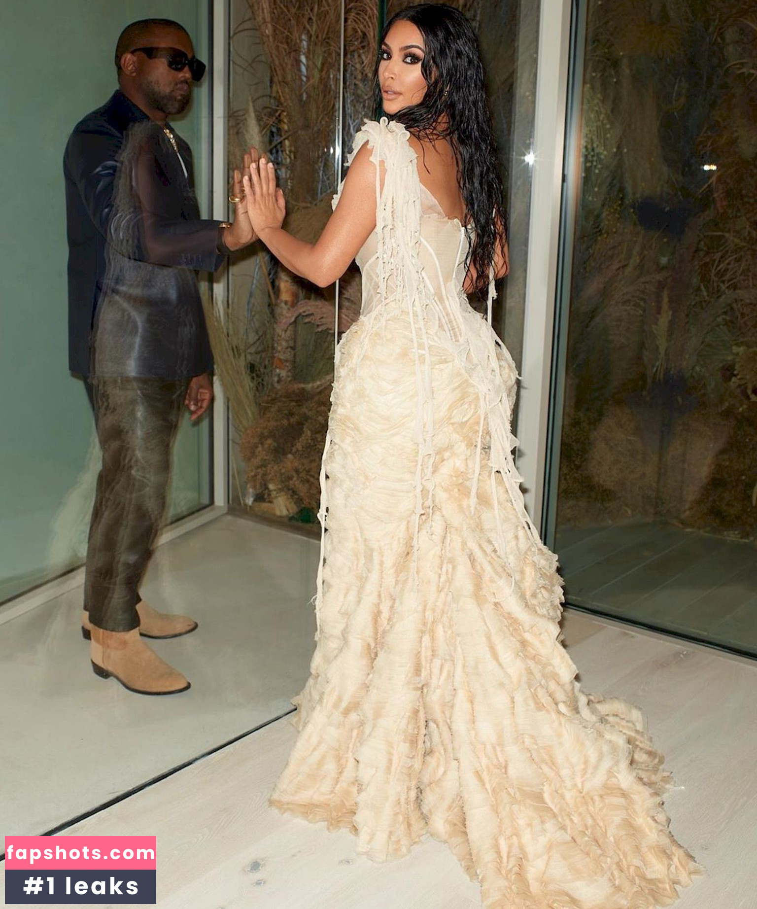 Kim Kardashian gallery photo #1842