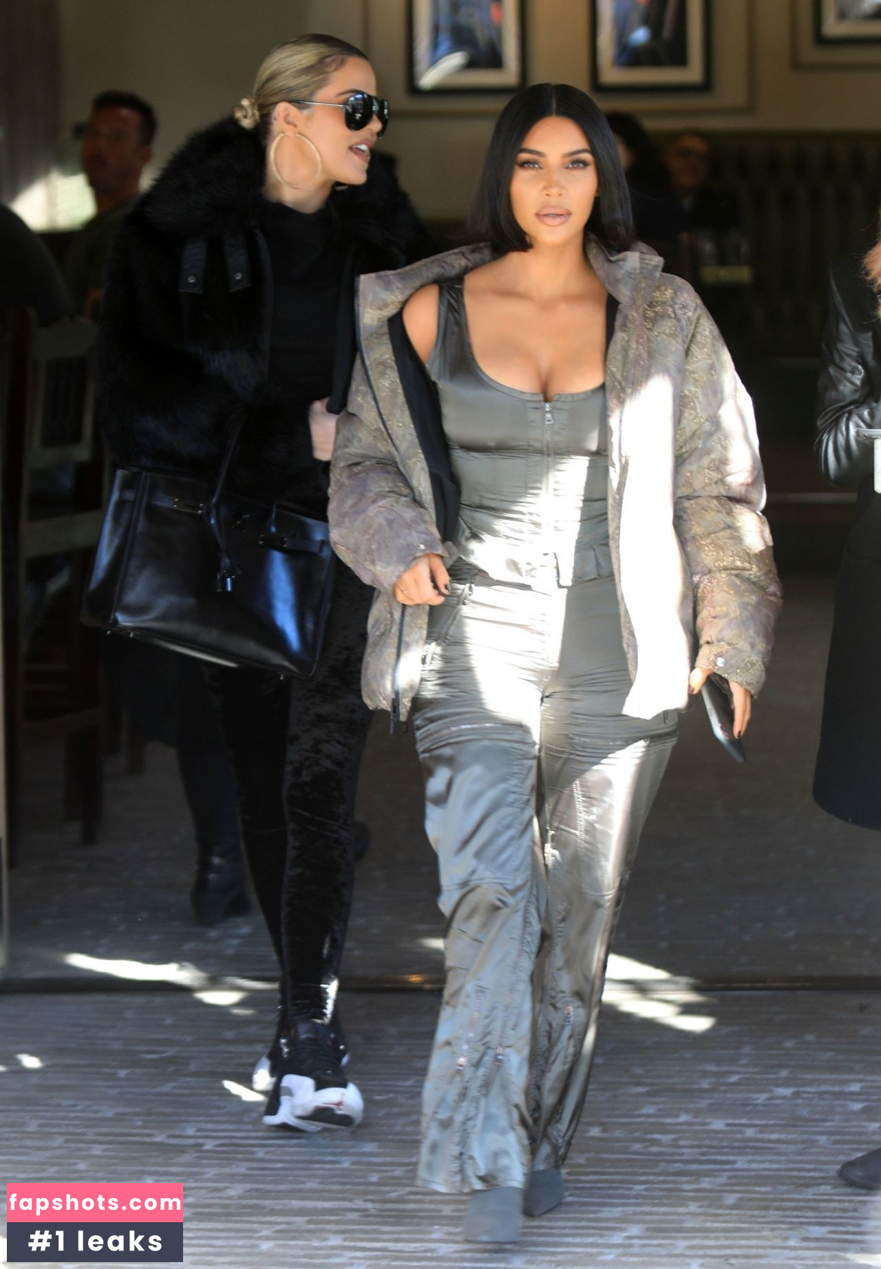 Kim Kardashian gallery photo #1852