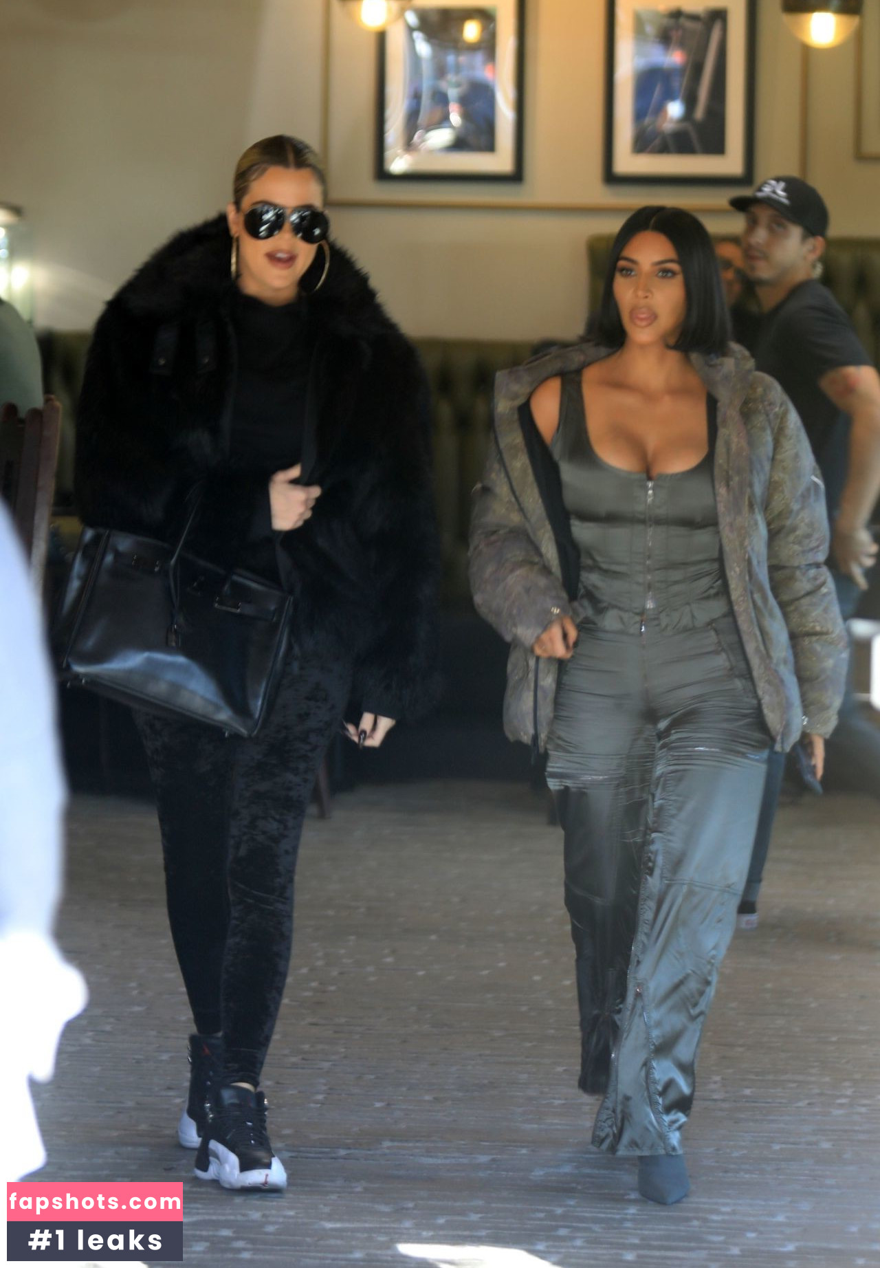Kim Kardashian gallery photo #1853