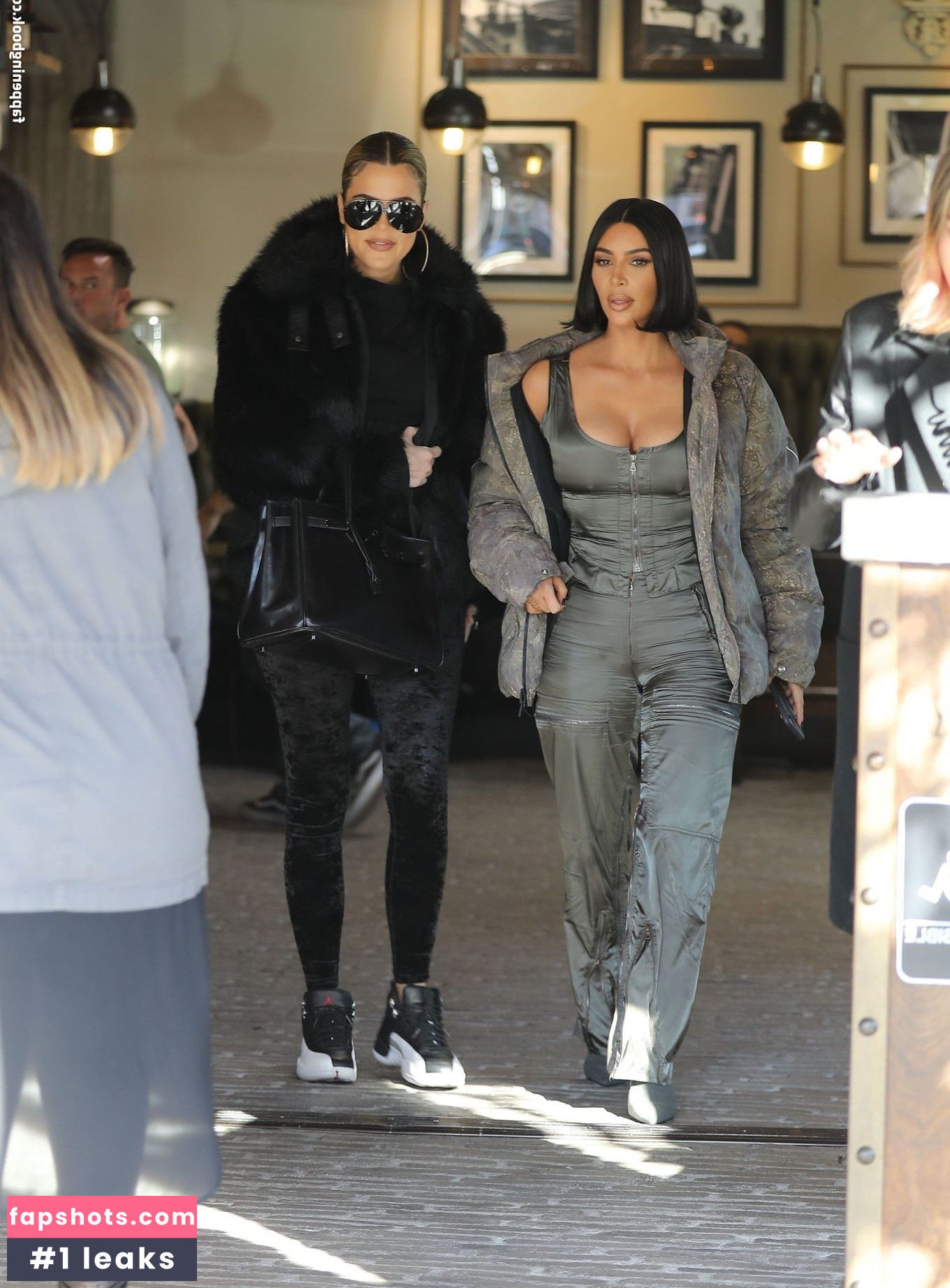 Kim Kardashian gallery photo #1861