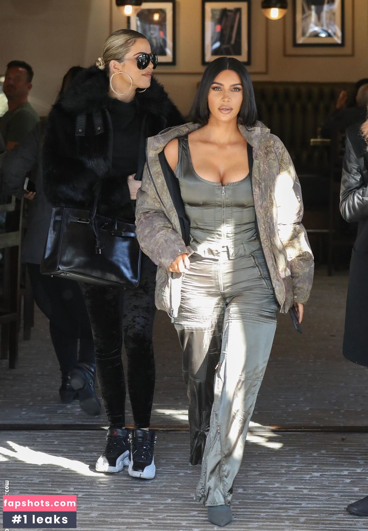 Kim Kardashian gallery photo #1868
