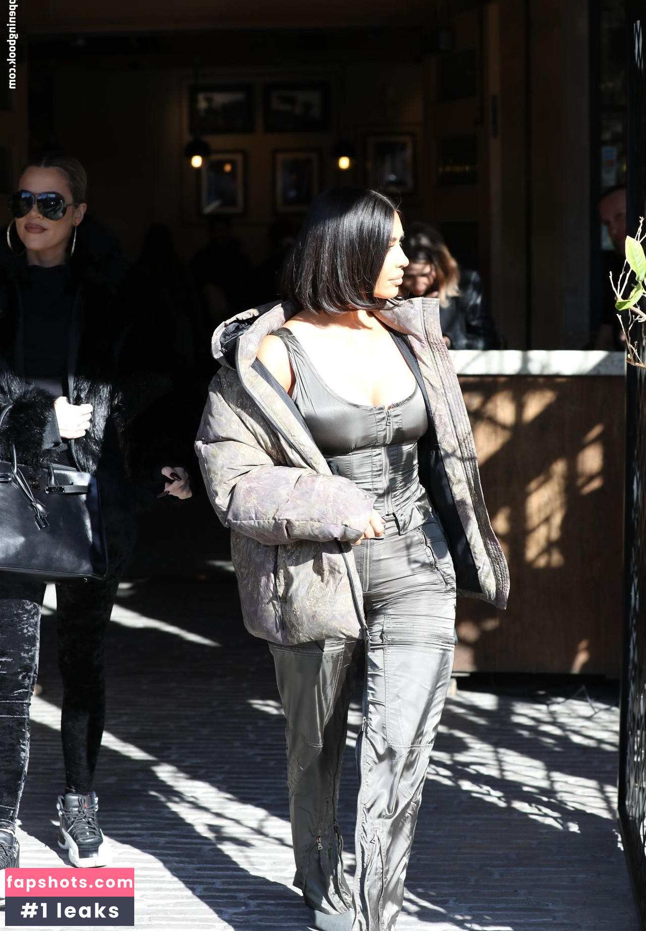 Kim Kardashian gallery photo #1871