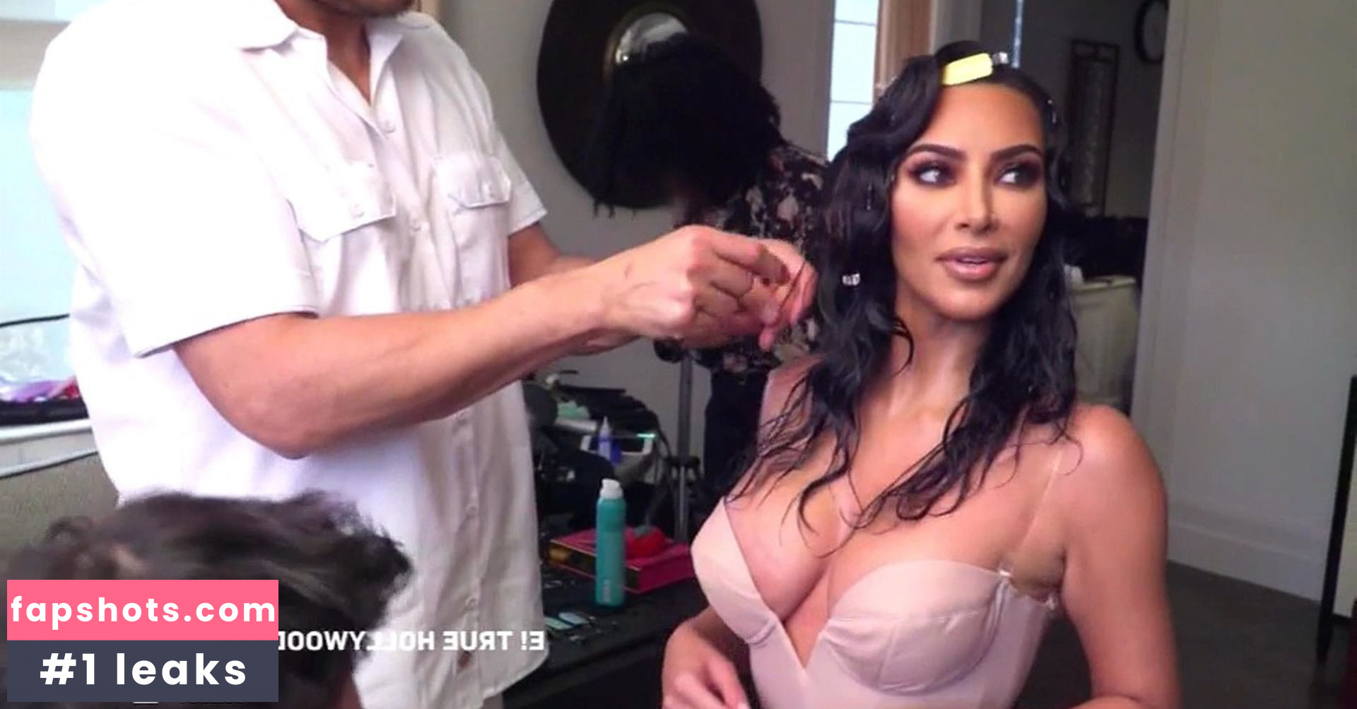 Kim Kardashian gallery photo #1890