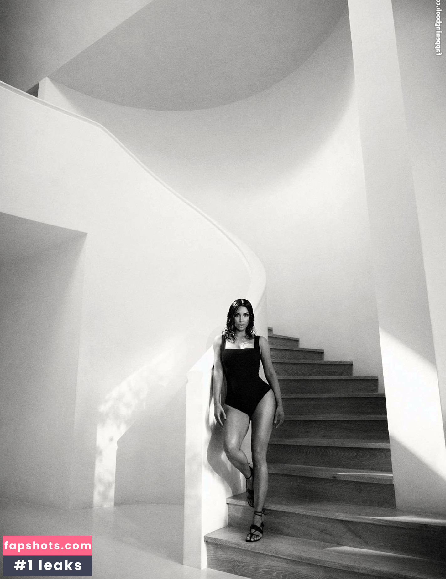 Kim Kardashian gallery photo #1994