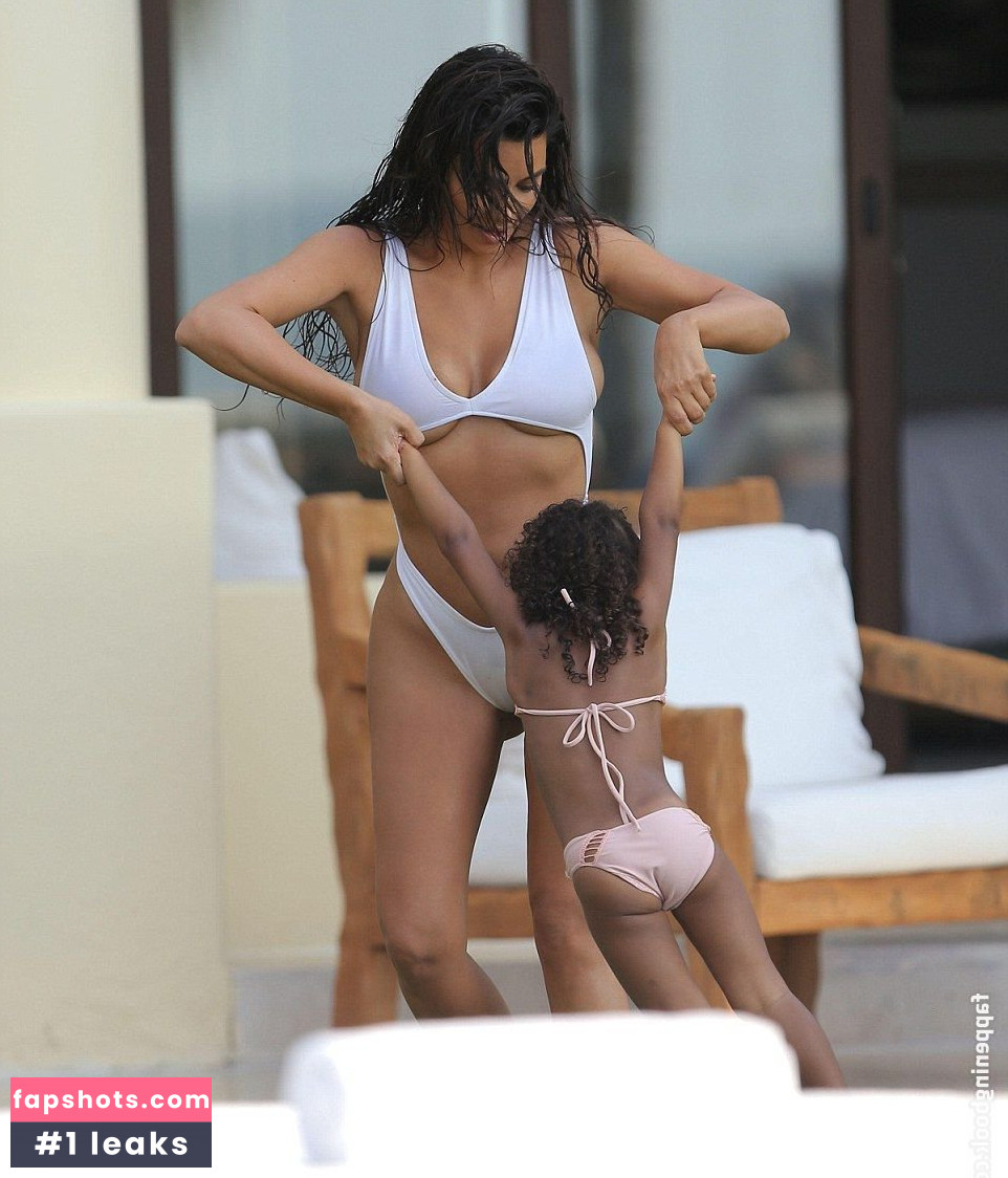 Kim Kardashian Filtración Desnuda OnlyFans Foto #2345 - Fapshots