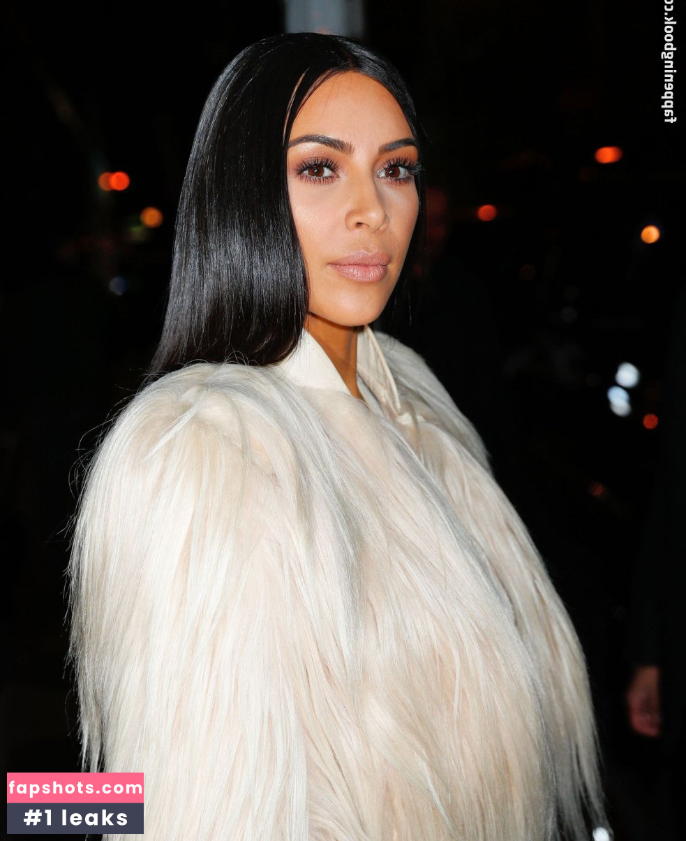 Kim Kardashian Filtración Desnuda OnlyFans Foto #2436 - Fapshots