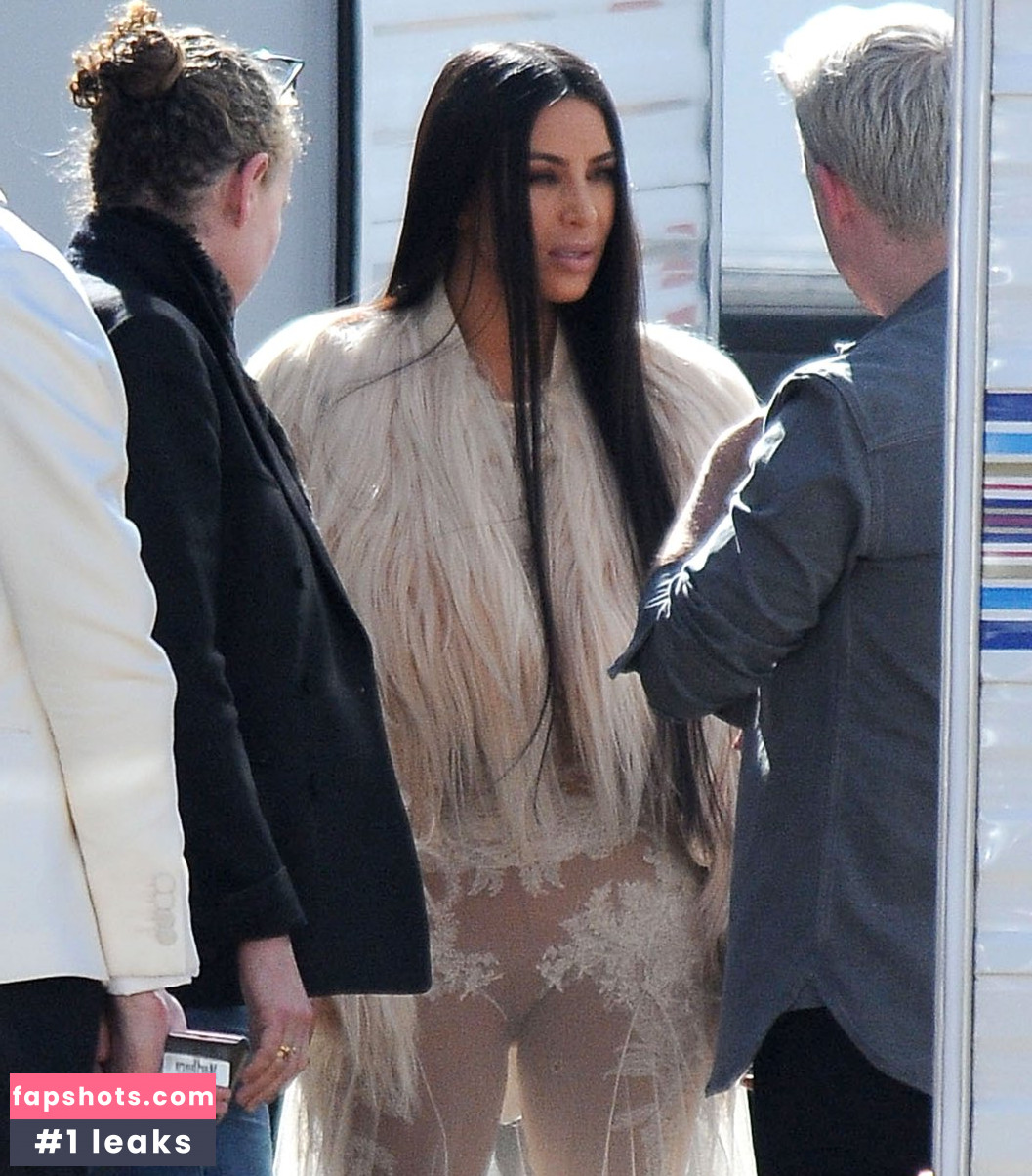 Kim Kardashian Filtración Desnuda OnlyFans Foto #2472 - Fapshots