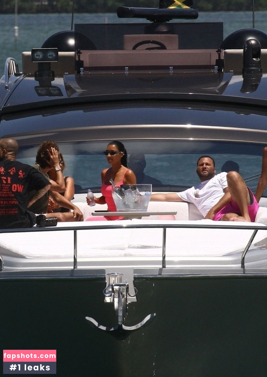 Kim Kardashian Filtración Desnuda OnlyFans Foto #2671 - Fapshots