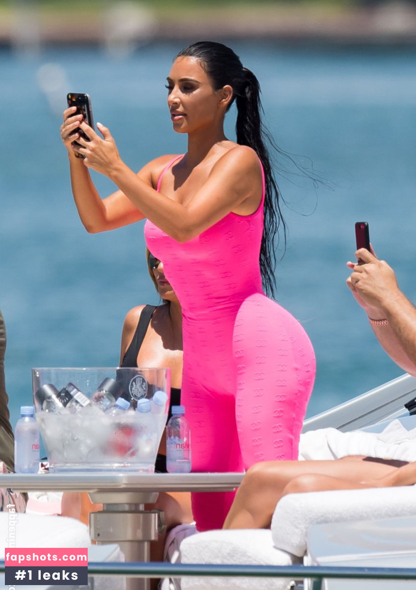 Kim Kardashian Filtración Desnuda OnlyFans Foto #2672 - Fapshots