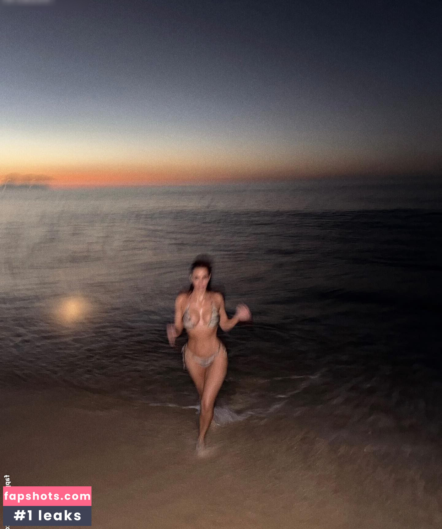 Kim Kardashian Filtración Desnuda OnlyFans Foto #360 - Fapshots