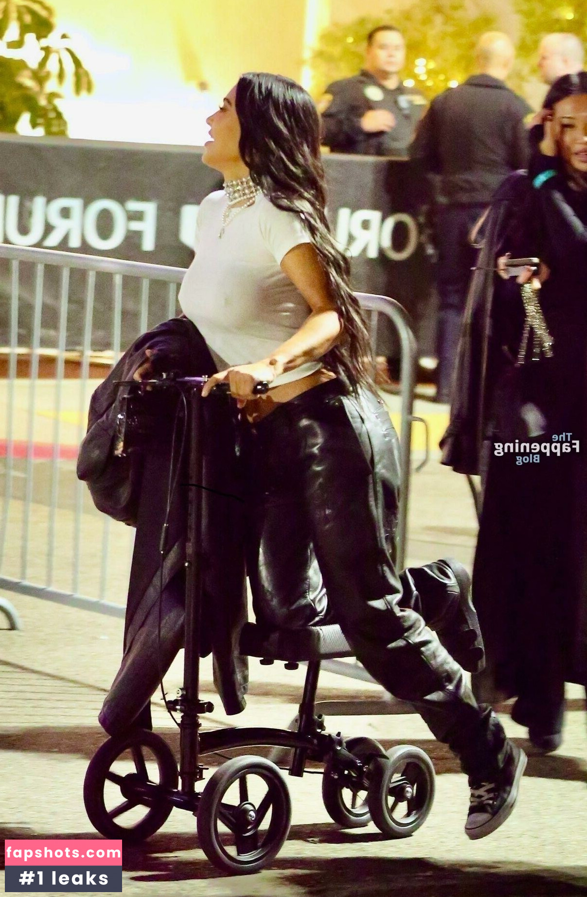 Kim Kardashian Filtración Desnuda OnlyFans Foto #519 - Fapshots