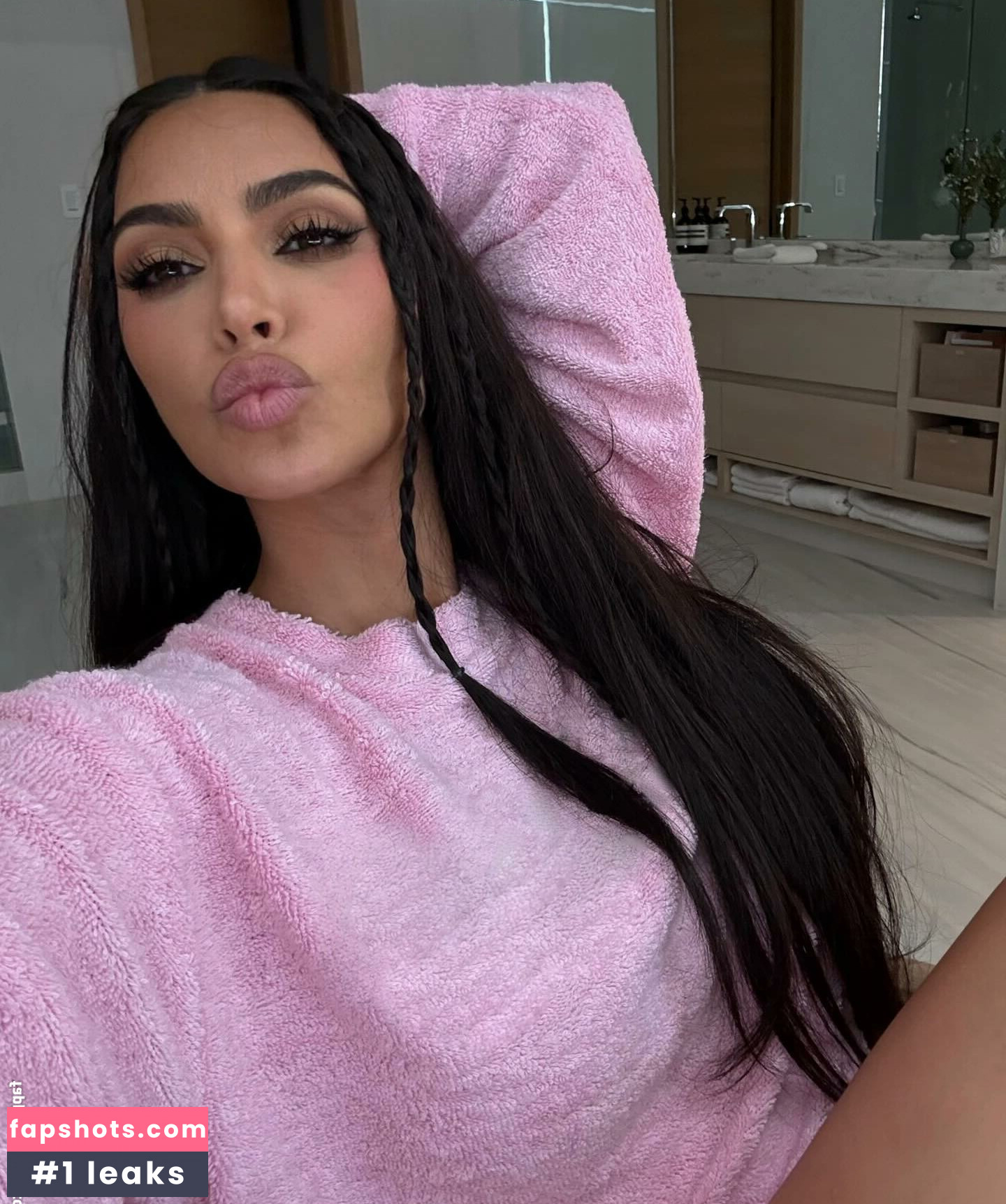 Kim Kardashian Filtración Desnuda OnlyFans Foto #636 - Fapshots