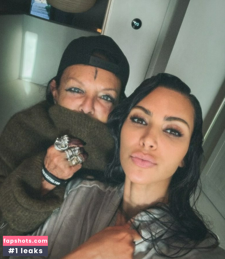 Kim Kardashian Filtración Desnuda OnlyFans Foto #638 - Fapshots