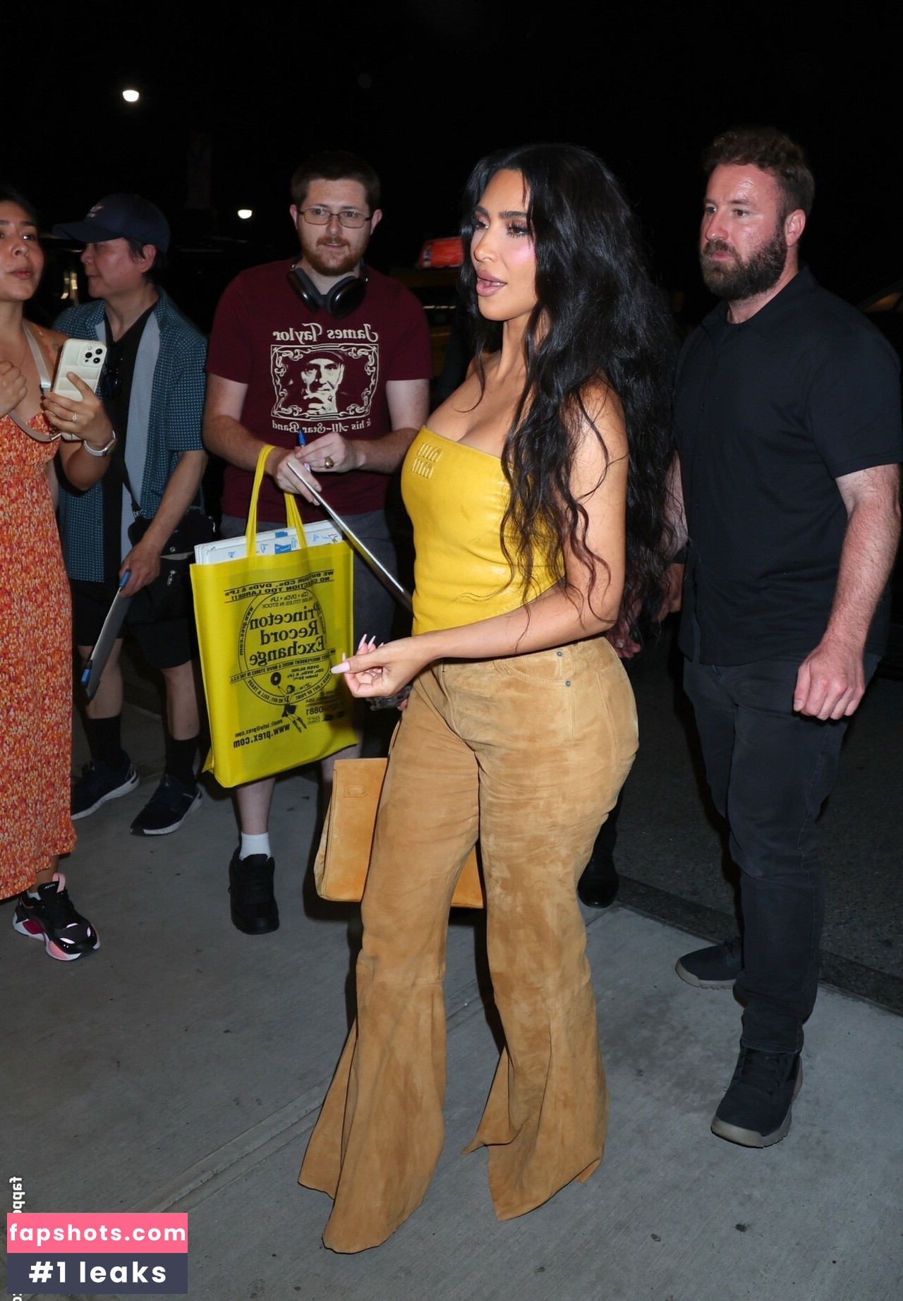 Kim Kardashian Filtración Desnuda OnlyFans Foto #823 - Fapshots