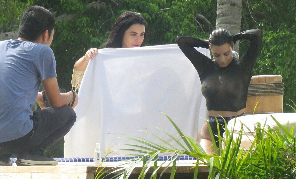 kim-kardashian gallery photo #1079